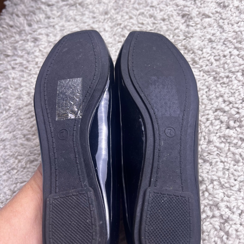 WOMENS PIERRE DUMAS BLACK PATENT BALLET FLATS WITH RHINESTONES SIZE 7 EUC - Picture 13 of 15